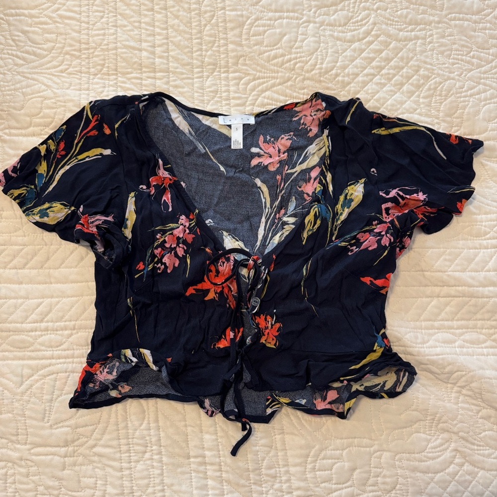 Leith Multicolor Floral Tie-Front Blouse